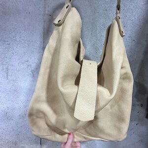 🤍 Ted Benson Cream Pebbled Leather Hobo Shoulder Bag